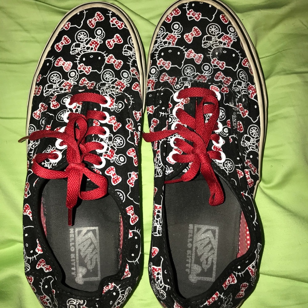 Hello Kitty Vans